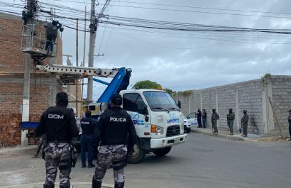 El Bloque de Seguridad, conformado por militares y policías, ejecutó el operativo 'Apolo 12' en varios sectores de Manta.