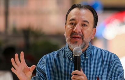 El CNE aprueba proceso para iniciar proceso de revocatoria del alcalde de Quito, Pabel Muñoz.