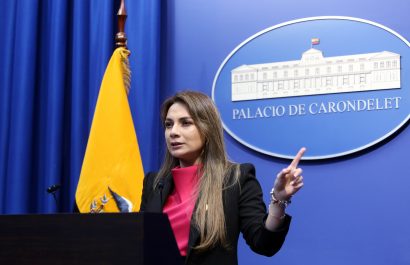 El Gobierno de Ecuador anuncia controles masivos para frenar la evasión fiscal en la compra y venta de acciones