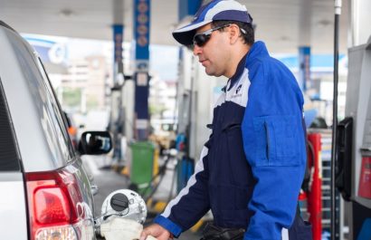 El Gobierno destina 22.7 millones de dólares para compensaciones en el esquema de precios de las gasolinas extra y ecopaís. (Petroecuador).