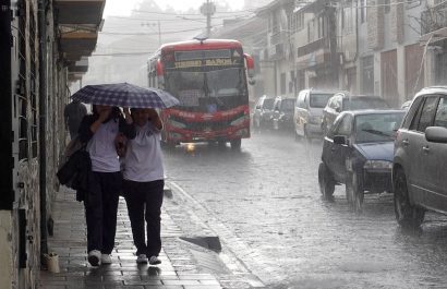 El Instituto Nacional de Meteorología e Hidrología (Inamhi) pronosticó lluvias intensas, tormentas y ráfagas de viento