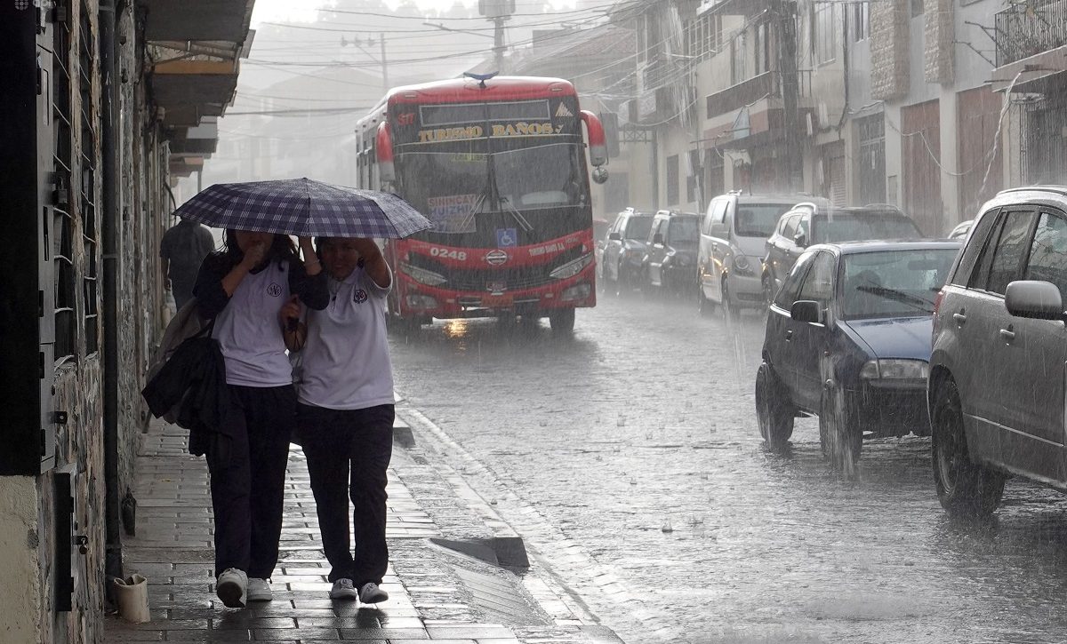 El Instituto Nacional de Meteorología e Hidrología (Inamhi) pronosticó lluvias intensas, tormentas y ráfagas de viento