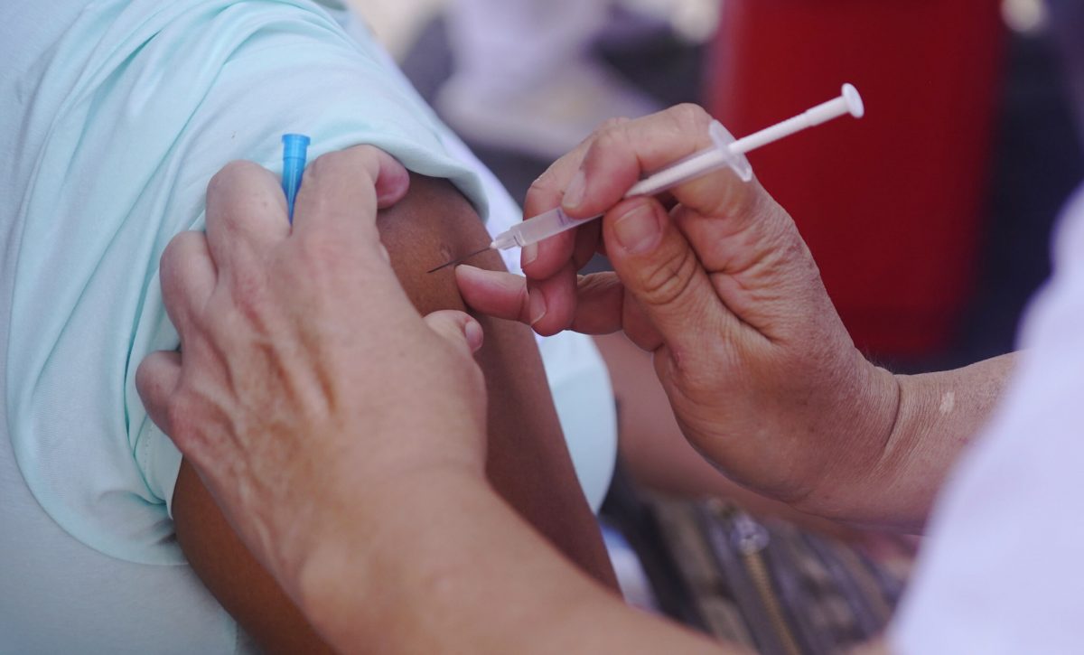 El Ministerio de Salud extiende rango de vacunación por brote de tosferina en cuatro provincias