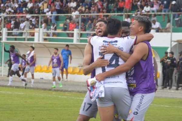 El Nacional golea a 22 de Julio y avanza a octavos de final de la Copa Ecuador