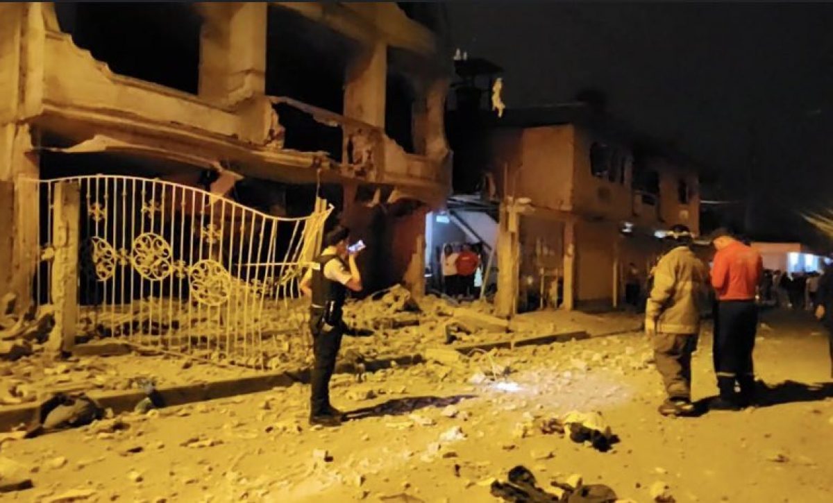 El Oro explosión en Santa Rosa deja dos heridos y varias viviendas destruidas 