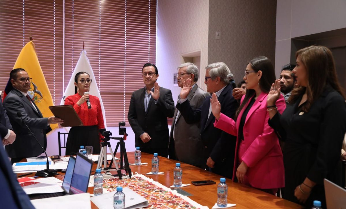El Pleno de la Asamblea Nacional posesionó a los nuevos consejeros y consejeras suplentes del CPPCS.
