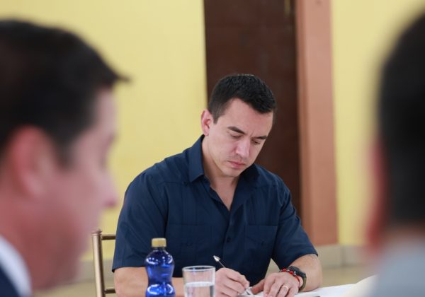 El Presidente Daniel Noboa entregará créditos en Manabí y avalará el ingreso de docentes este martes 17 de junio. (Presidencia).