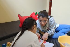 El Proyecto de Estimulación Sensorial, Terapia de Lenguaje y Terapia Ocupacional, impulsado por el Municipio de Rocafuerte.