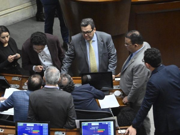 El Senado de Colombia rechaza la consulta popular sobre la reforma laboral propuesta por Gustavo Petro