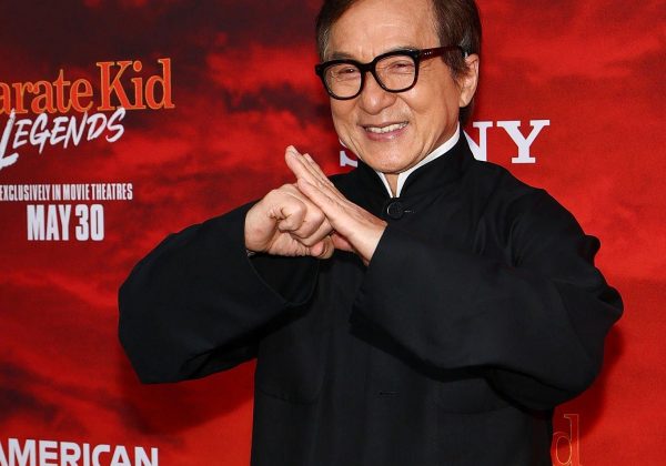 El actor Jackie Chan en la premiere de Karate Kid: Legends.