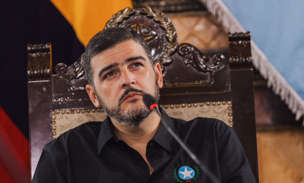 El alcalde de Guayaquil, Aquiles Álvarez, busca reconciliación con el Gobierno nacional tras elecciones.