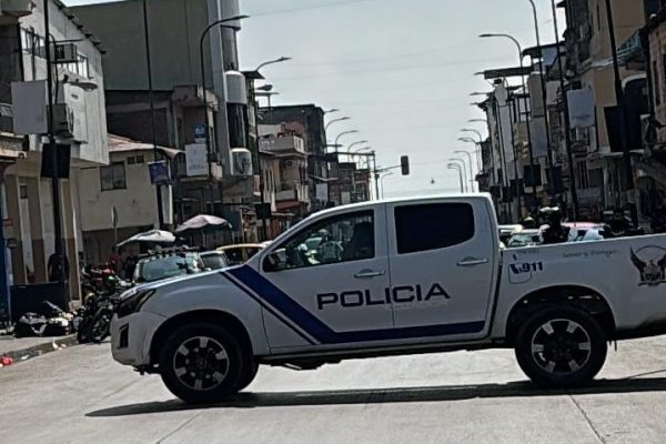El ataque con un artefacto explosivo a un plantel educativo particular en el cantón Durán, provincia del Guayas,