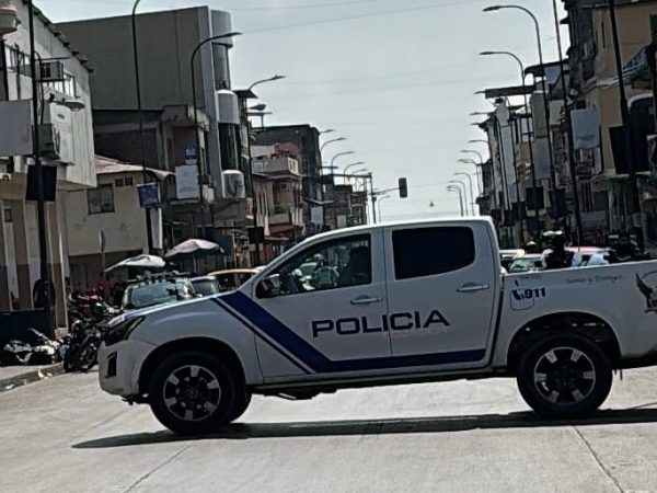 El ataque con un artefacto explosivo a un plantel educativo particular en el cantón Durán, provincia del Guayas,