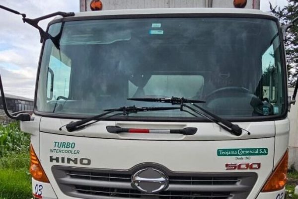 El camión recuperado fue trasladado hasta los patios de la Policía Judicial en Chone.