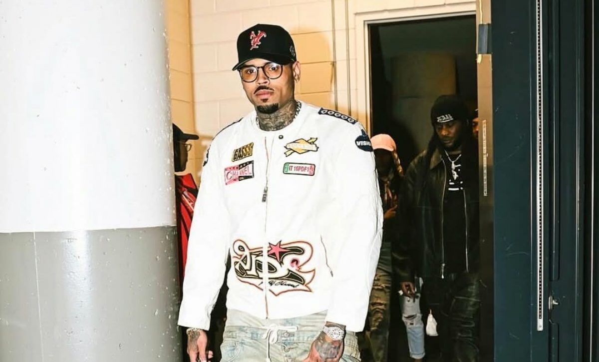 El caso de agresión de Chris Brown avanza en Londres con nuevas audiencias previstas antes del juicio en 2026