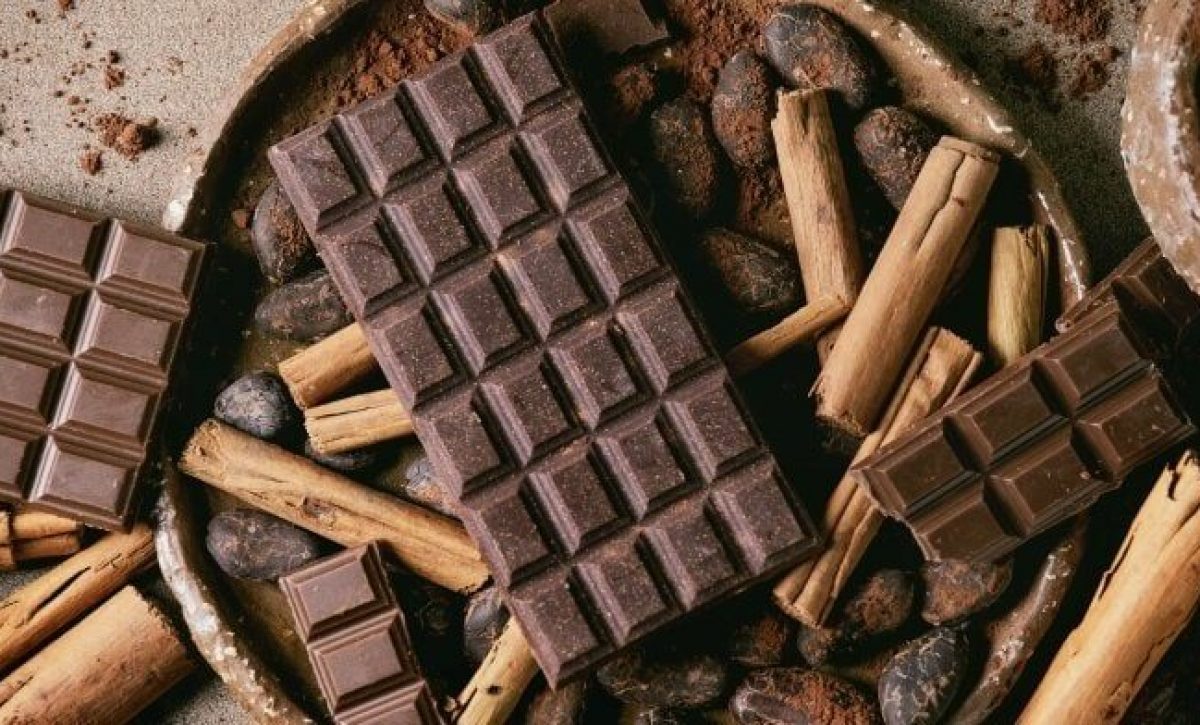 El chocolate tiene beneficios para la salud.