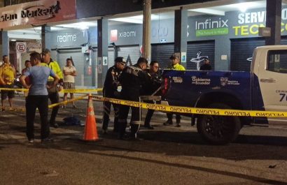 El cuerpo de Jaime Mora fue llevado al centro forense de Manta para la autopsia de rigor.