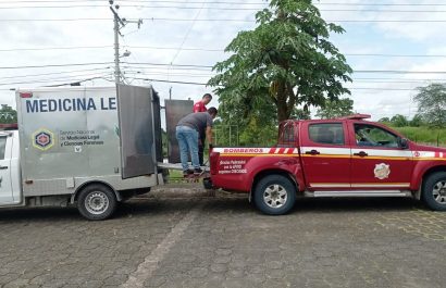 El cuerpo de José Montaño fue trasladado al centro forense de Santo Domingo de los Tsáchilas para la autopsia de rigor.