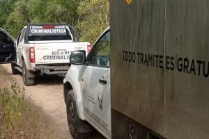 El cuerpo del adulto mayor fue trasladado al centro forense de Manta para la autopsia.