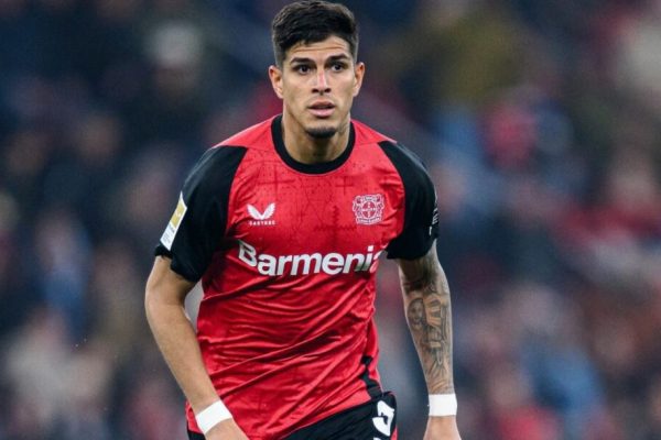 El defensa Piero Hincapié, de 23 años, es considerado por el Atlético de Madrid como una opción clave para reforzar su zaga