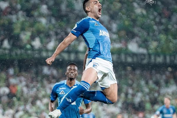 El delantero colombiano Radamel Falcao García dejó el club Millonarios.