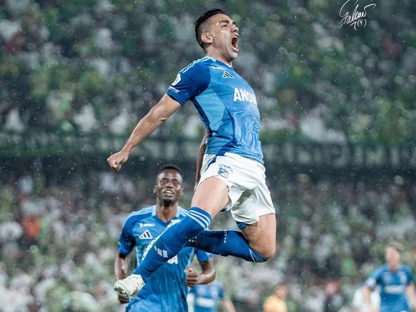 El delantero colombiano Radamel Falcao García dejó el club Millonarios.