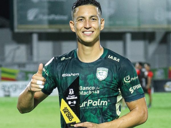 El delantero manabita Miguel Parrales llegaría a Barcelona SC.