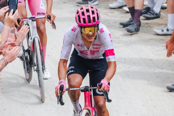 El ecuatoriano Richard Carapaz, en el podio del Giro de Italia 2025