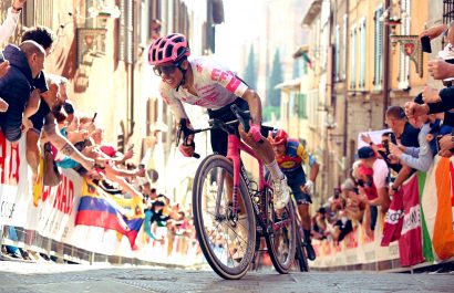 El ecuatoriano Richard Carapaz sube al cuarto puesto de la tabla general del Giro de Italia