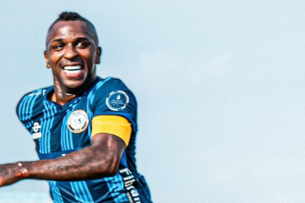 El futbolista Miller Bolaños fue detenido en el cantón Daule por el presunto delito de tenencia y porte de arma de fuego. (Guayaquil City).