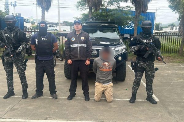 El integrante del grupo paramilitar colombiano Comandos de la Frontera fue trasladado a la amazonía para una audiencia judicial