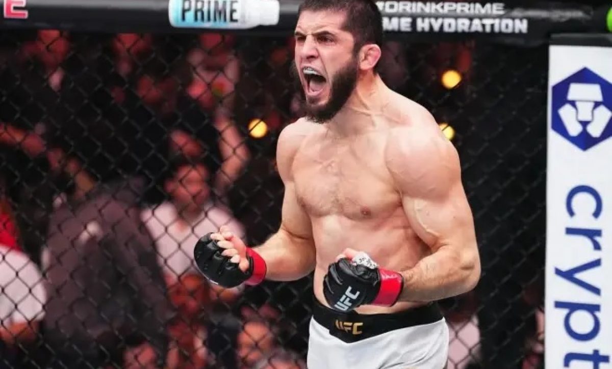 El luchador daguestaní de UFC, Islam Makhachev, no tiene planes de retiro a corto plazo, según afirmaron su mánager y su entrenador.