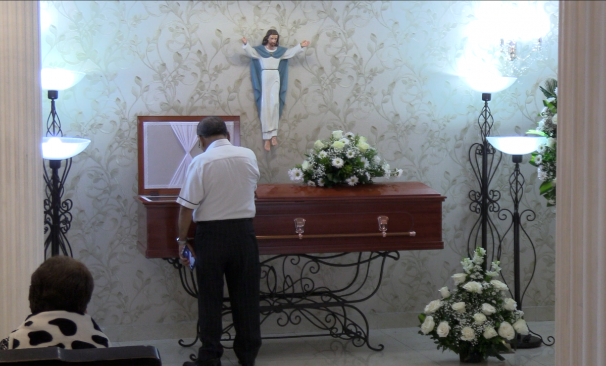 El maestro que enseñó a amar Manabí fallece Douglas Vaca Vera, fundador del manabitismo