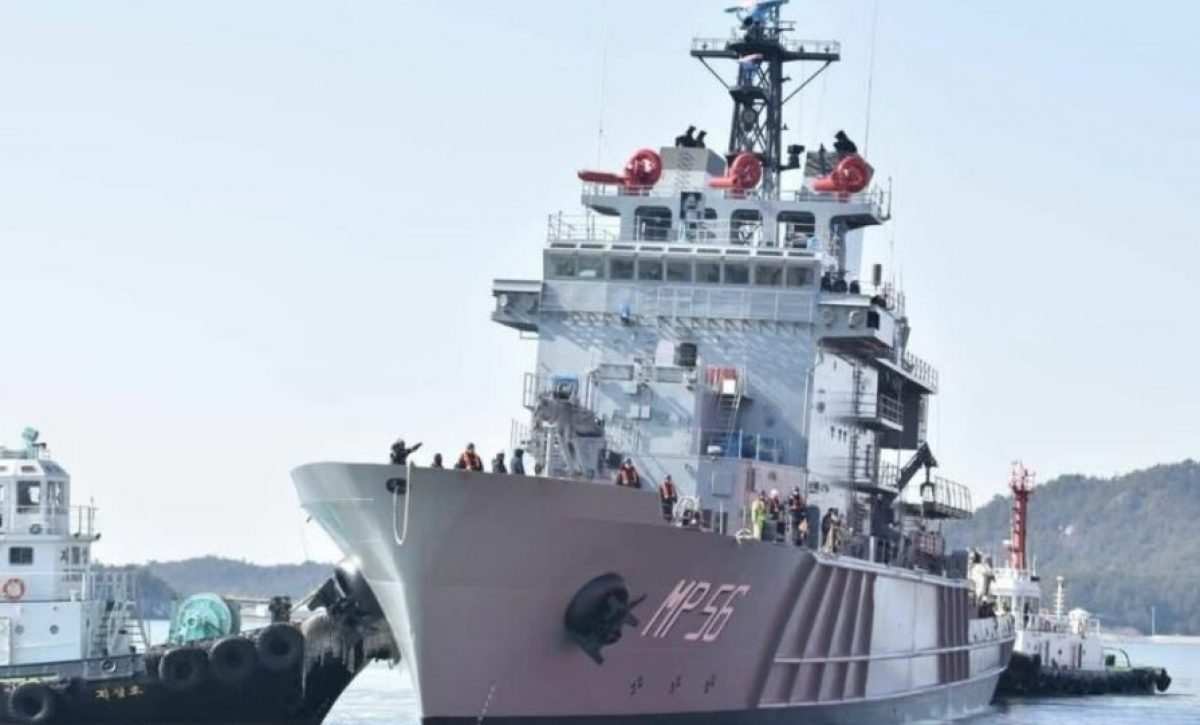 El mega buque de guerra B.A.E. Jambelí zarpará desde Corea del Sur en mayo y llegará a Ecuador a mediados de junio.