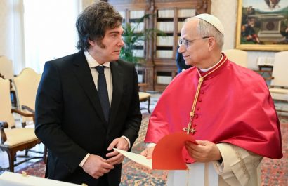 El papa León XIV y el presidente Javier Milei refuerzan lazos bilaterales en reunión vaticana