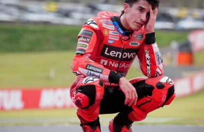 El piloto español Marc Marquez, reciente campeón mundial de MotoGP 2025, sufrió una fractura en la base del hombro derecho.