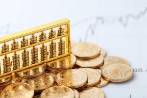 El precio del oro alcanza niveles históricos por factores globales