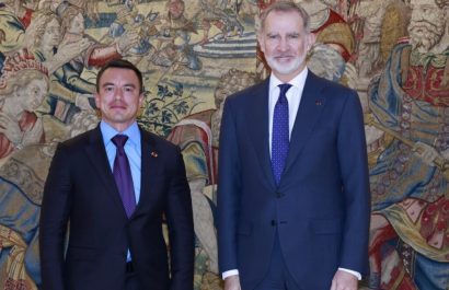 El presidente Daniel Noboa se reúne con el rey Felipe VI en Madrid; es su cuarto encuentro desde 2023