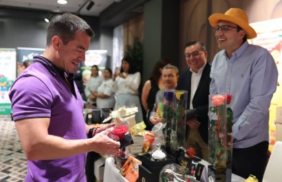 El presidente Daniel Noboa se reunió con emprendedores ecuatorianos en España y prometió mayor apoyo gubernamental