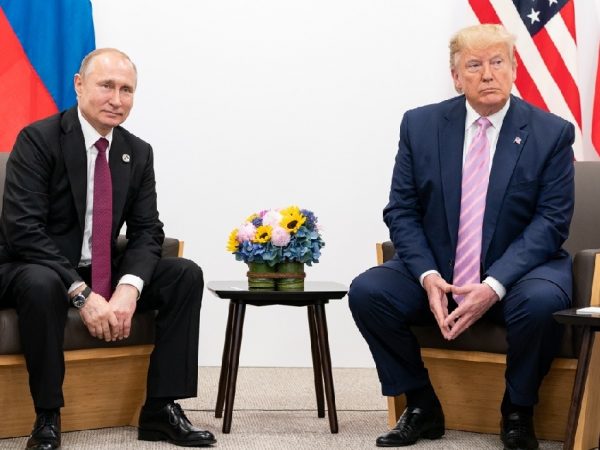 El presidente de Estados Unidos, Donald Trump, anunció que Rusia y Ucrania comenzarán de inmediato negociaciones para el fin de la guerra.