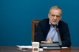 El presidente de Irán, Masud Pezeshkian, Foto facilitada por Europa Press

REMITIDA / HANDOUT por MEHDI BOLOURIAN / PRESIDENCIA IRÁN
Fotografía remitida a medios de comunicación exclusivamente para ilustrar la noticia a la que hace referencia la imagen, y citando la procedencia de la imagen en la firma
09/6/2025