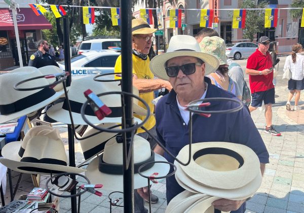 El sombrero “Panamá” que nació en Ecuador, se vende desde Miami
