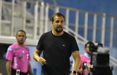 El técnico argentino Nicolás Chietino no es más en técnico de Delfín SC