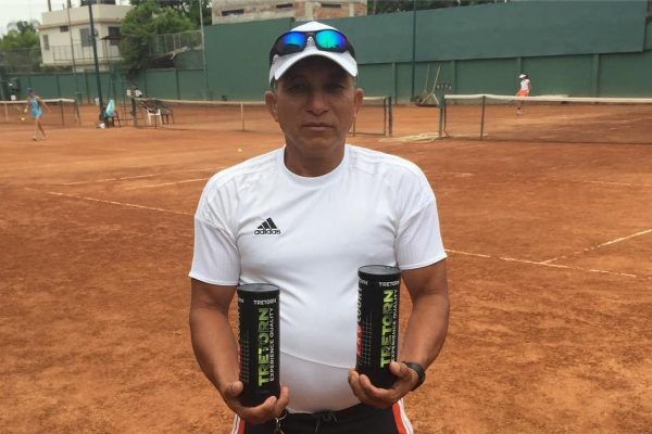 El tenis manabita está de luto, tras fallecimiento de 'Tobía' Mendoza