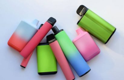 El uso de vapeadores o cigarrillos electrónicos afecta gravemente la fertilidad del hombre y la mujer