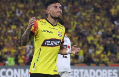 El volante ofensivo Joao Rojas, de Barcelona SC, podría regresar a las canchas en tres a cuatro semanas tras superar una fractura de peroné.