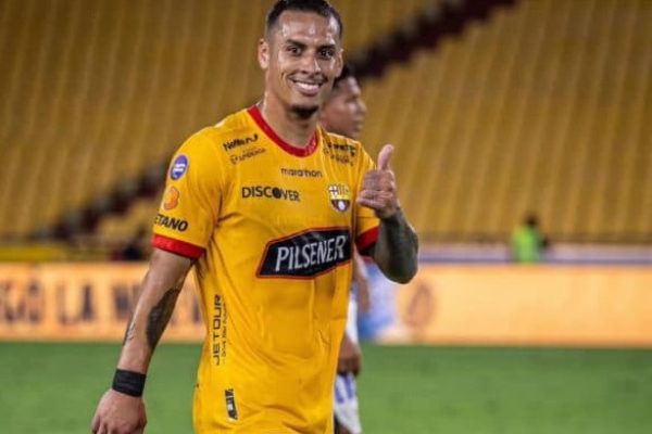 El volante uruguayo Jesús Trindade, actual jugador y uno de los capitanes de Barcelona SC, es objeto de interés por parte de Peñarol.