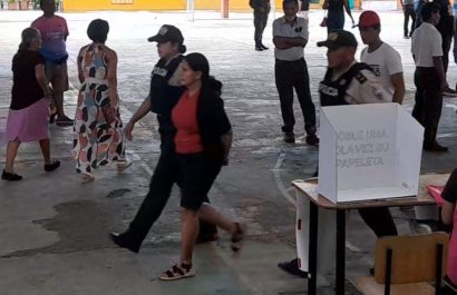 Elecciones en Ecuador: Ciudadanos detenidos en Rocafuerte, Montecristi y Calceta por intentar manipular las votaciones.