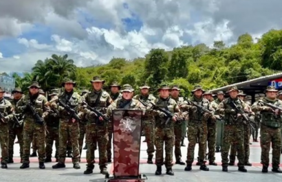Elementos de la Fuerza Armada Venezolana difundieron mensajes grabados en video en respaldo a Nicolás Maduro