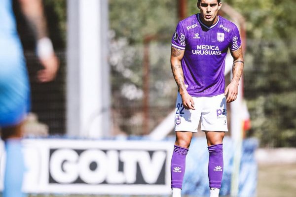Emelec acelera gestiones para incorporar al peruano Alfonso Barco como nuevo refuerzo, reporta la prensa de Perú